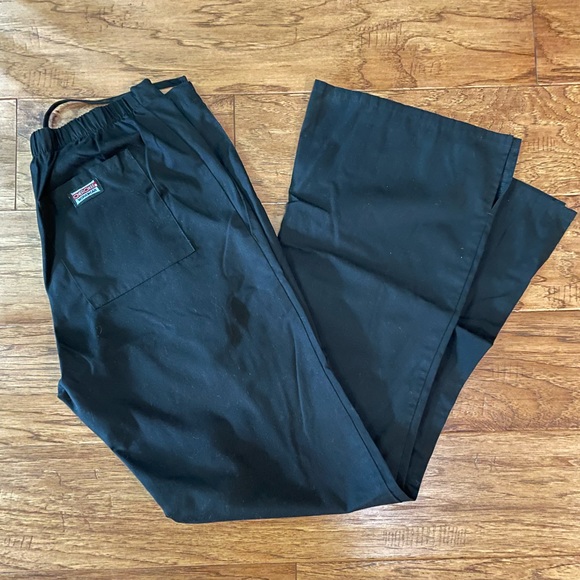 Scrub set - Picture 3 of 6